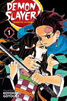 Demon Slayer: Kimetsu no Yaiba, Vol. 1 (1) [Paperback] Gotouge, Koyoharu